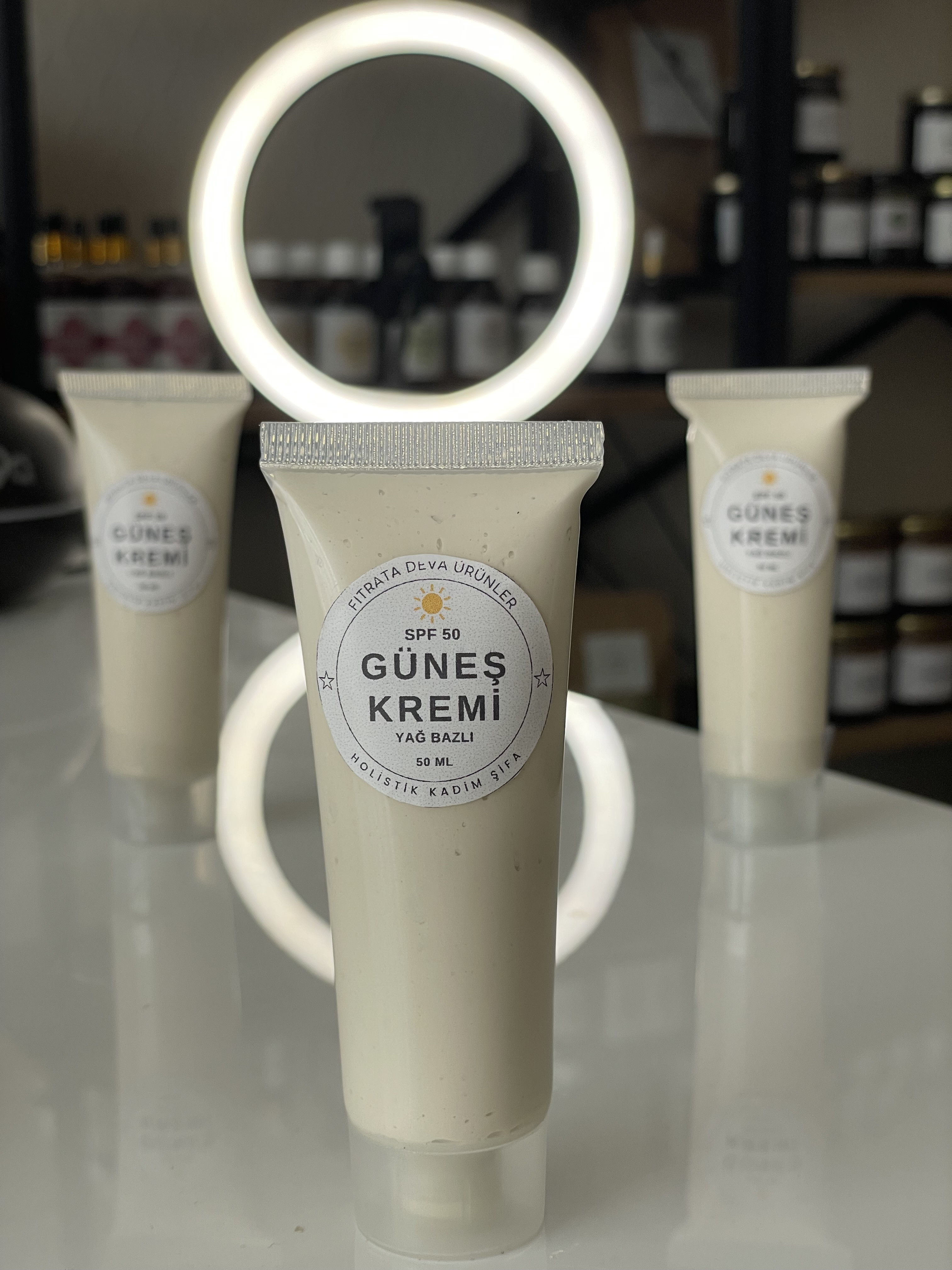 SPF +50 GÜNEŞ KREMİ  - Yağ bazlı